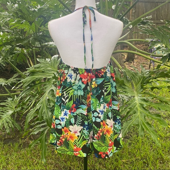 Show Me Your MuMu tropical floral print halter top - Picture 15 of 16